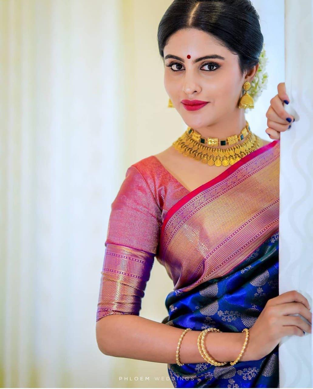 Traditional Soft Lichi Silk Saree with Exclusive Contrast Blouse